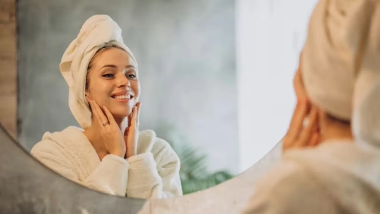 Cuidados com a pele antes de dormir é determinantes para a beleza e saúde de homens e mulheres