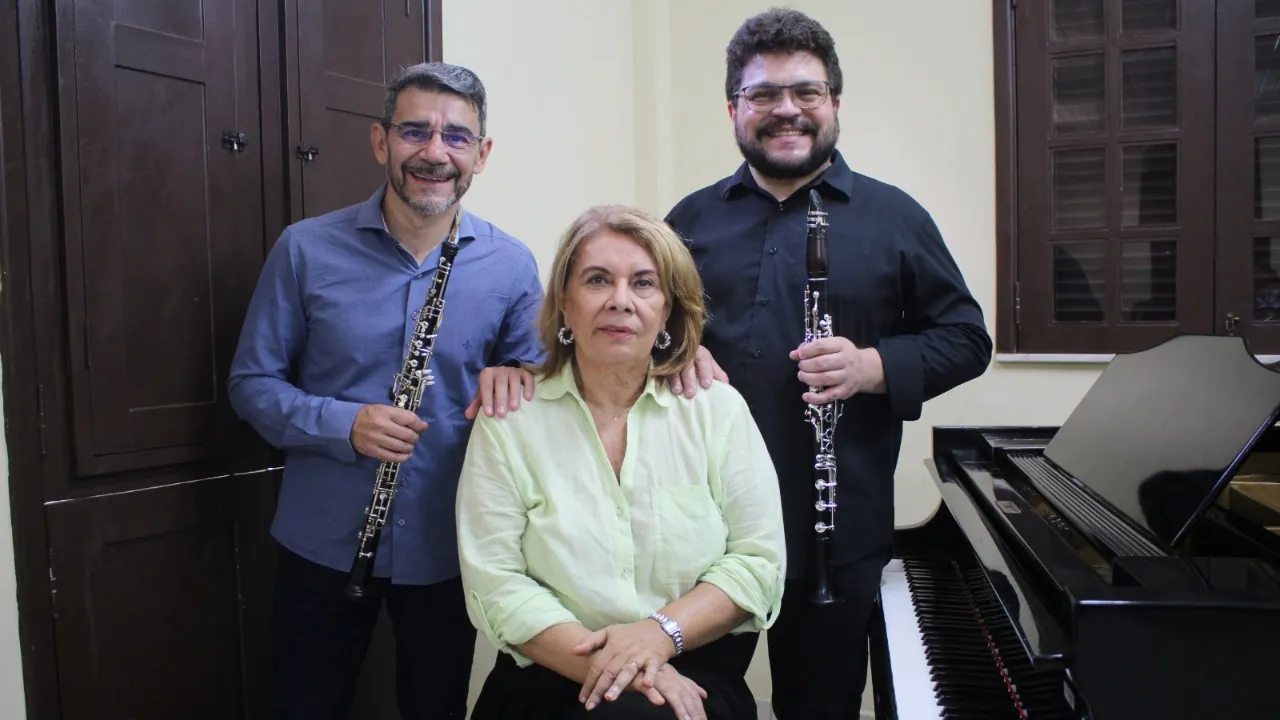 O Grupo Clássica Trio se apresenta nesta quarta-feira (27) às 20h na Igreja de Santo Alexandre.
