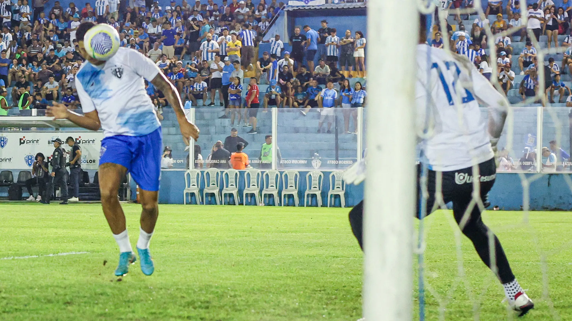 O Paysandu não tomou conhecimento do Rio Branco-AC e garantiu vaga na próxima fase da Copa Verde com tranquilidade.