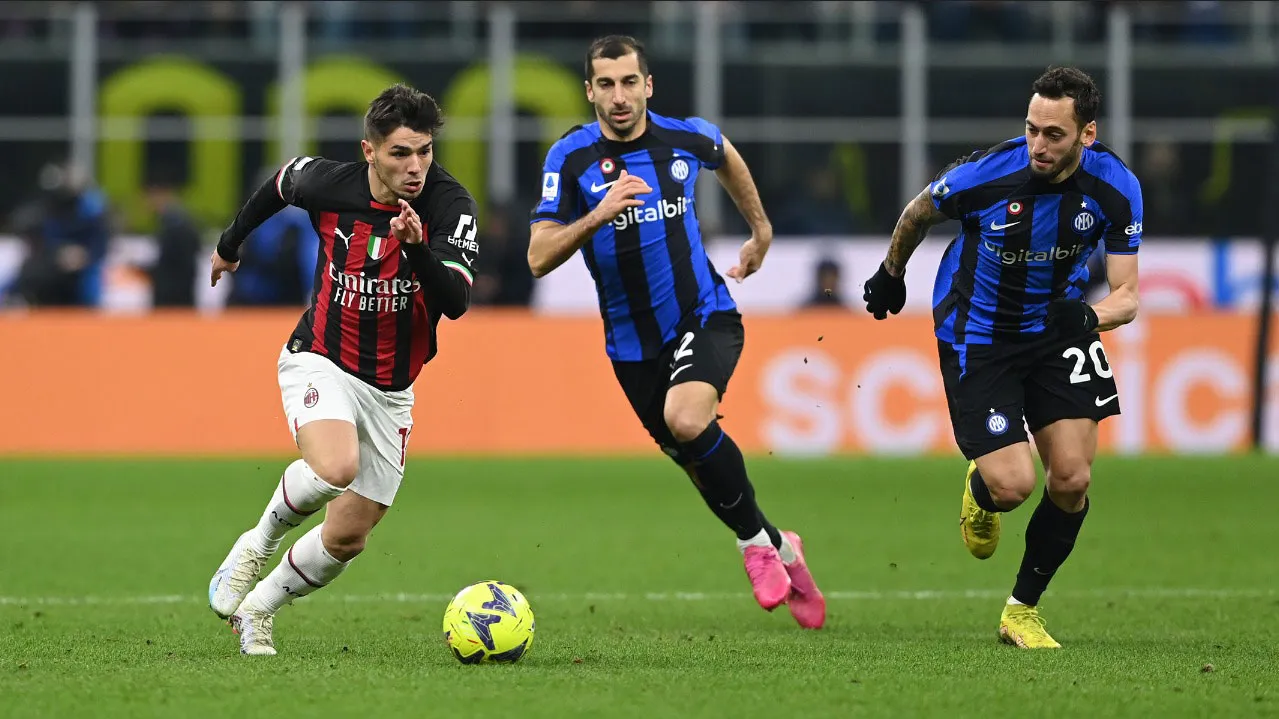 A Inter pode conquistar o título italiano se vencer o Milan no San Siro nesta segunda-feira (22).