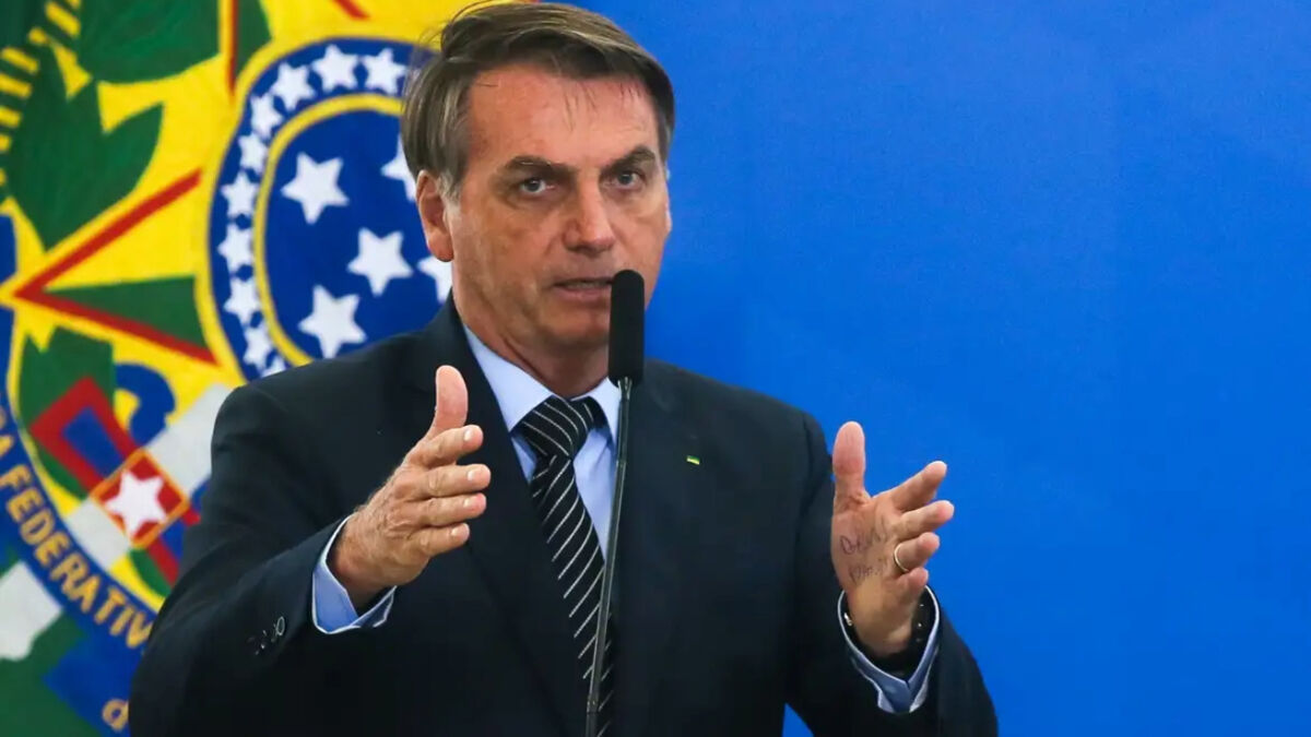 STF mantém decisão que multou Jair Bolsonaro em R$ 70 mil
