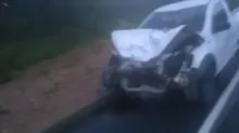 Motorista de caminhonete tentou fugir, mas não conseguiu devido a situação do carro