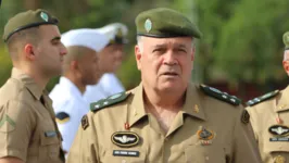 Segundo informações do Metrópoles, os oficiais teriam feito uma carta pressionando o Comandante do Exército a endossar um golpe
