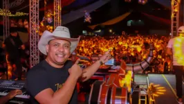 DJ Moysés anunciou que não faz mais parte do time de DJs do Carabao