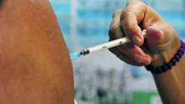 A vacina fornece proteção contra três cepas do vírus