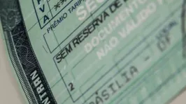 A falta de atenção com a documentação necessária para a transferência de um veículo pode acarretar sérios problemas para o antigo proprietário.