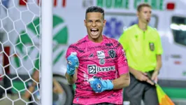 Diogo Silva, aos 37 anos, vivendo a vida do futebol da melhor maneira