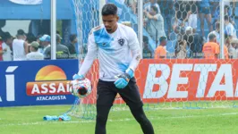 Goleiro tem futuro incerto, mas deseja ficar no clube