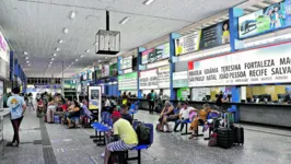 Belém, Pará, Brasil. Rotina de quem trabalha ou transita pelo Terminal Rodoviário de Belém. 17/01/2024. Foto: Octavio Cardoso / Diário do Pará.