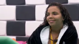 Pitel sorriu ao ver os brothers fazerem a dancinha do Monstro