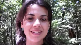 Gabrielle de Lima Rodrigues, de 34 anos foi morta a facadas na frente dos filhos.