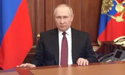 Vladimir Vladimirovitch Putin é reeleito na Rússia