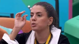 Fernanda se emocionou ao comentar que estava no programa por sua família, e alfinetou suas rivais Alane e Beatriz.