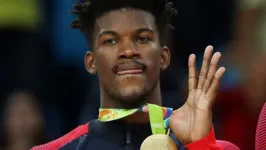 O Astro Jimmy Butler já havia vestido a camisa do Santos com seu nome personalizado e o número 10, no final de 2022.