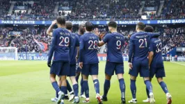 Apesar do empate, o PSG manteve a liderença isolada do Francês, com tem 56 pontos, dez a mais do que o segundo colocado.