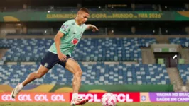 Richarlison admite que deseja atuar pelo time de coração.