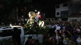 São Jorge é cultuado por católicos no bairro da Marambaia, em Belém.