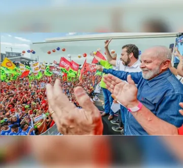 Imagem ilustrativa da imagem Lula sanciona reajuste da tabela do Imposto de Renda