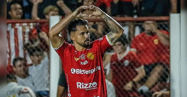 Imagem ilustrativa da notícia Vila Nova bate Cuiabá na semifinal da Copa Verde 2024
