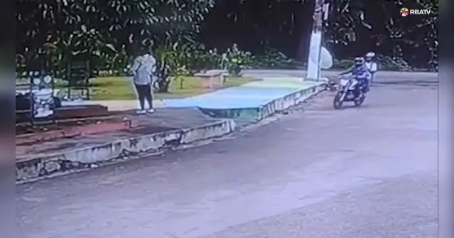 Imagem ilustrativa da notícia Vídeo: bandidos "fazem a limpa" em parada de ônibus em Belém