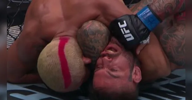 Imagem ilustrativa da notícia Deiveson Figueiredo finaliza norte-americano no UFC 300