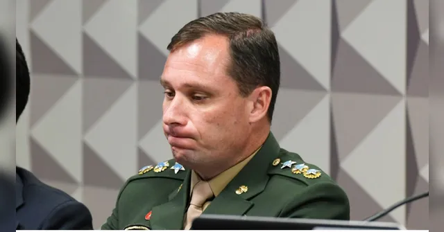 Imagem ilustrativa da notícia Exército decide vetar promoção de Mauro Cid após fraude