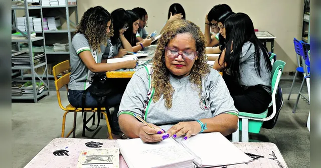 Imagem ilustrativa da notícia Conheça histórias de adultos que voltaram a estudar