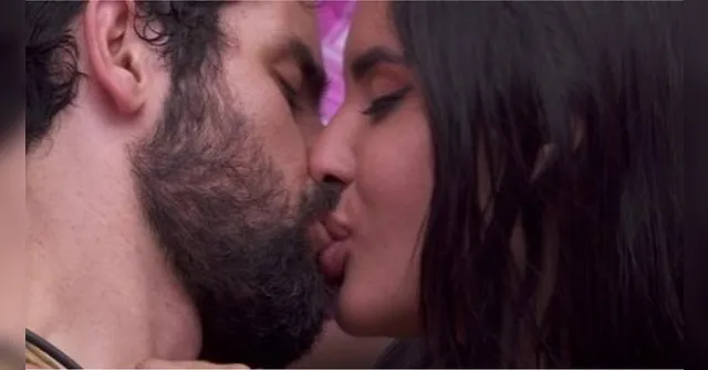 Imagem ilustrativa da notícia Matteus e Isabelle se beijam no BBB e fãs comemoram