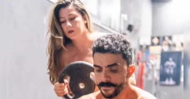 Imagem ilustrativa da notícia Influenciadores afirmam ter perdido 25 kg malhando pelados
