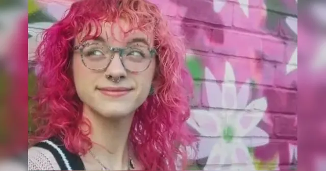 Imagem ilustrativa da notícia Mulher perde movimentos após cantor pular na plateia