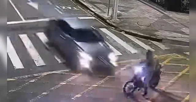 Imagem ilustrativa da notícia Motociclista é atropelado na Av. Presidente Vargas em Belém