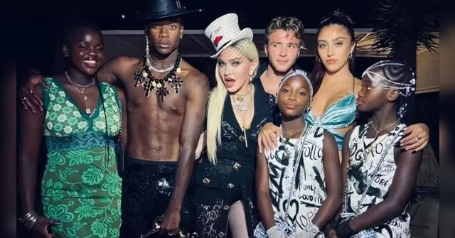 Imagem ilustrativa da notícia Quem são os 6 filhos de Madonna? Veja a lista completa!