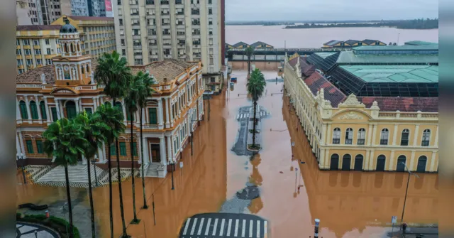 Imagem ilustrativa da notícia Centro de Porto Alegre fica sem água e energia na inundação