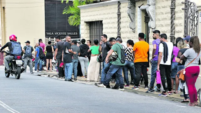 Imagem ilustrativa da notícia Busca por emprego foi com longas filas em Belém