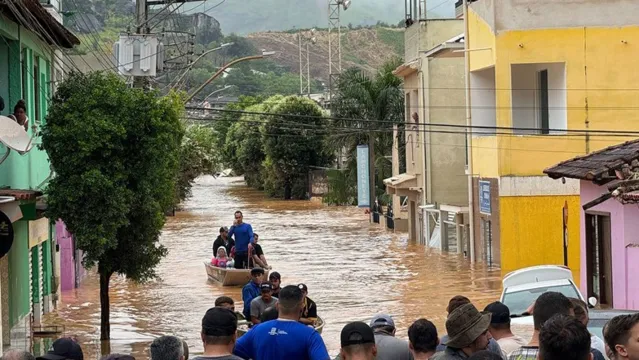 Imagem ilustrativa da notícia Espírito Santo: número de mortos após chuvas chega a 16