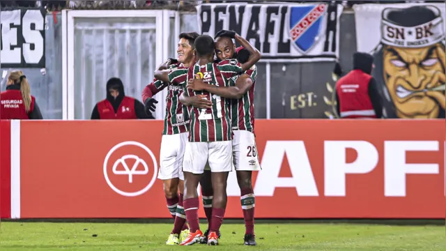 Imagem ilustrativa da notícia Fluminense leva sufoco, mas vence Colo-Colo na Libertadores