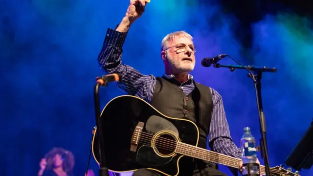 Imagem ilustrativa da notícia Cantor Steve Harley morre aos 73 anos no Reino Unido