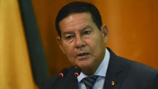 Imagem ilustrativa da notícia PGR pode investigar Mourão por defender golpe de 64