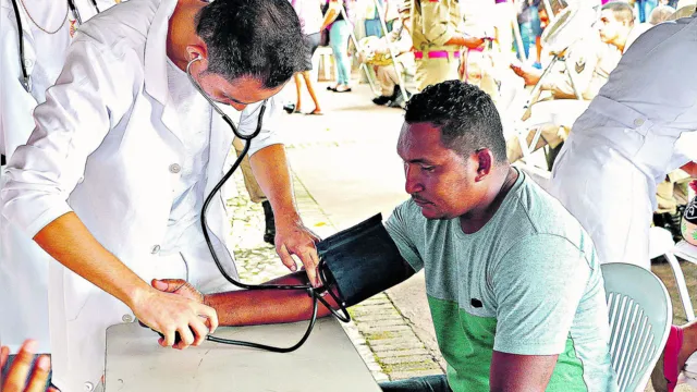 Imagem ilustrativa da notícia Gasto com saúde é campeão de malha fina. Saiba como declarar