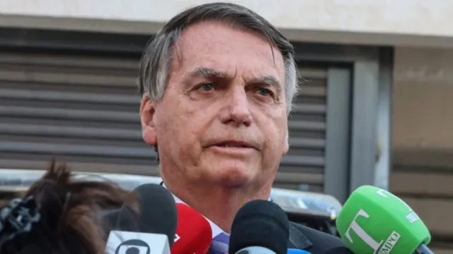 Imagem ilustrativa da notícia Bolsonaro não gosta de governador pensando em ser presidente