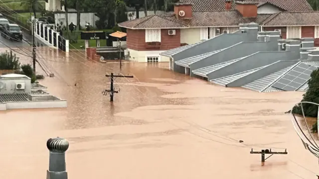 Imagem ilustrativa da notícia Instituto emite alerta de mais chuvas para o RS em maio