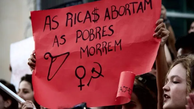 Imagem ilustrativa da notícia Datafolha: apenas 6% dos brasileiros defendem aborto 