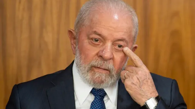 Imagem ilustrativa da notícia Datafolha: reprovação de Lula sobe e empata com a aprovação