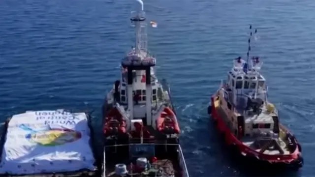 Imagem ilustrativa da notícia Primeiro navio com ajuda humanitária chega à Faixa de Gaza