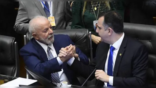 Imagem ilustrativa da notícia Base de Lula no Senado barra pressão por anistia após ato