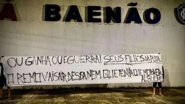 Imagem ilustrativa da notícia Protesto de torcedores do Remo tem faixa com ameaça de morte