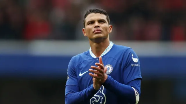 Imagem ilustrativa da notícia Thiago Silva indica possível saída do Chelsea após derrota