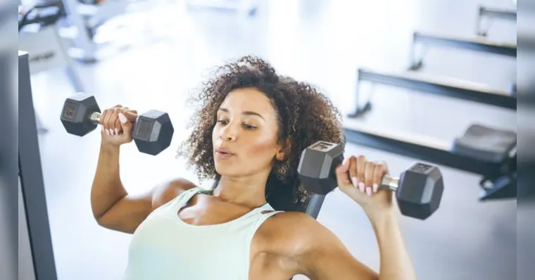 Imagem ilustrativa da notícia Entenda por que não pode fazer exercícios de maquiagem