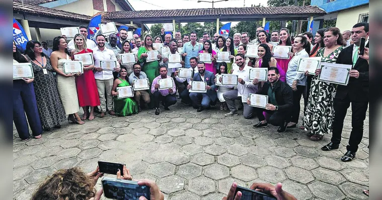 Imagem ilustrativa da notícia Estado entrega diplomas revalidados de medicina pela Uepa