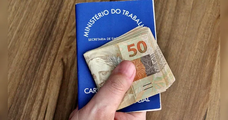 Imagem ilustrativa da notícia Governo libera 13º para aposentados e pensionistas do INSS
